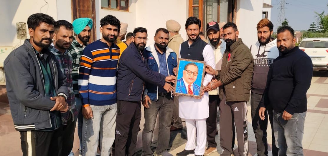 बेगमपुरा टाइगर फोर्स ने पंजाब के सबसे युवा विधायक डा.ईशांक चबेवाल का किया सम्मान