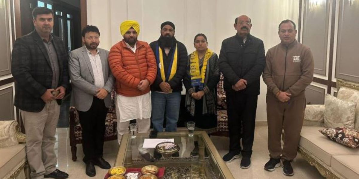 BJP Councillor Joins AAP, Race for Jalandhar Mayor Heats Up