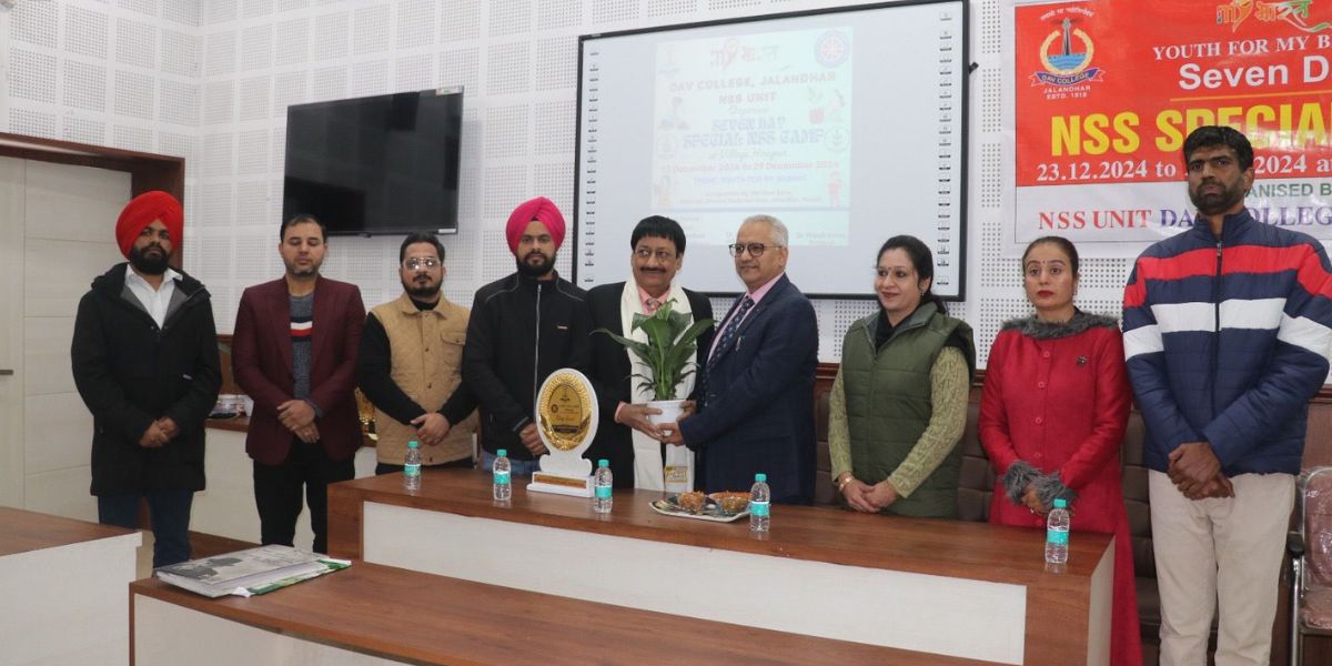 Seven-Day Camp Successfully Concludes by NSS Unit of DAV College, Jalandhar