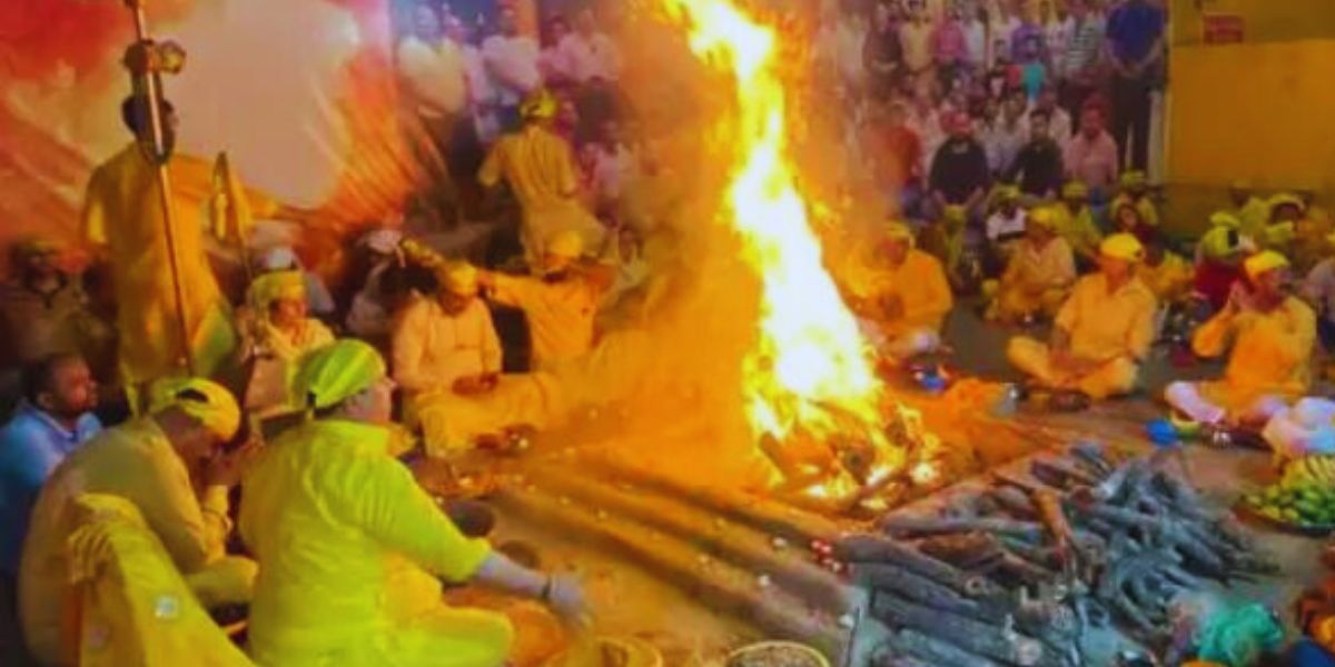 Devotees Offer Sacrifices in Maa Baglamukhi Mahayagya at Jalandhar