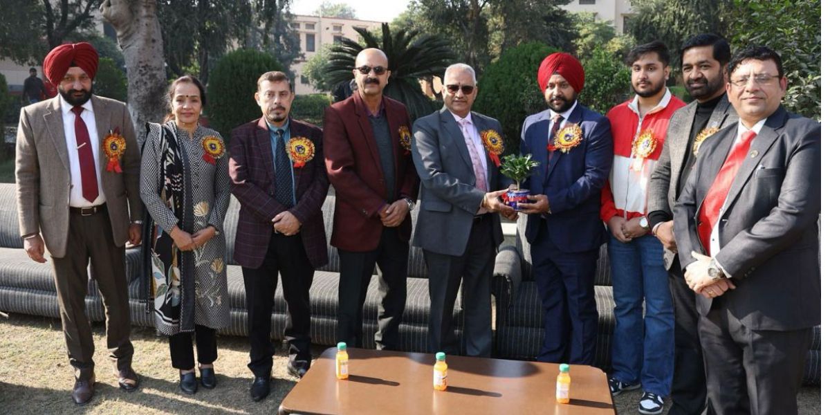 Student Leadership and Excellence Honored at DAV College Jalandhar's â€˜Adwitiya Shreshth Festivityâ€™