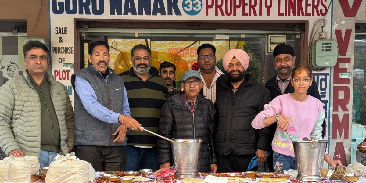 Guru Nanak Property Linkers Organizes Bhandara on Mahashivratri