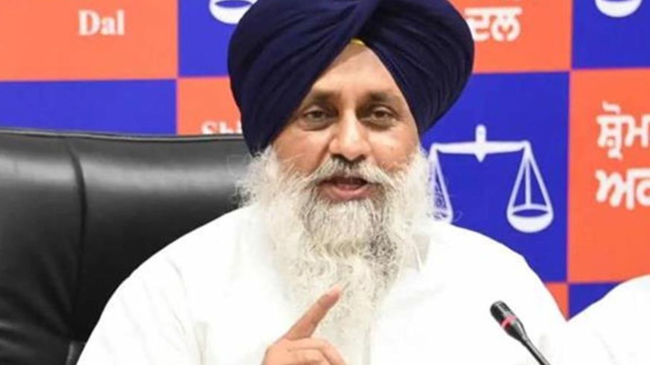 à¤œà¤¾à¤²à¤‚à¤§à¤° à¤®à¥‡à¤‚ AAP à¤¨à¥‡à¤¤à¤¾ à¤•à¥€ à¤¹à¤¤à¥à¤¯à¤¾ à¤ªà¤° à¤¸à¤¿à¤¯à¤¾à¤¸à¥€ à¤˜à¤®à¤¾à¤¸à¤¾à¤¨, à¤¸à¥à¤–à¤¬à¥€à¤° à¤¬à¤¾à¤¦à¤² à¤¨à¥‡ à¤•à¤¾à¤¨à¥‚à¤¨-à¤µà¥à¤¯à¤µà¤¸à¥à¤¥à¤¾ à¤ªà¤° à¤‰à¤ à¤¾à¤ à¤¸à¤µà¤¾à¤²