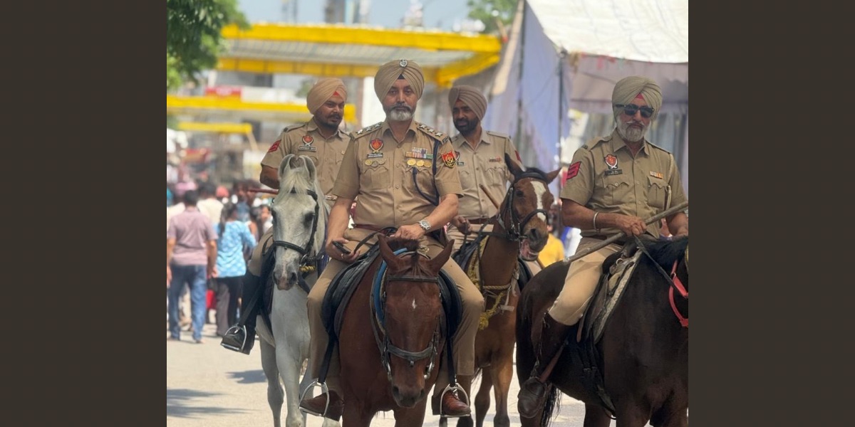 à¤¡à¥‡à¤°à¤¾ à¤¬à¤¾à¤¬à¤¾ à¤®à¥à¤°à¤¾à¤¦ à¤¶à¤¾à¤¹ à¤œà¥€, à¤¨à¤•à¥‹à¤¦à¤° à¤®à¥‡à¤‚ à¤®à¥‡à¤²à¥‡ à¤•à¥‡ à¤¦à¥Œà¤°à¤¾à¤¨ à¤•à¤¡à¤¼à¥‡ à¤¸à¥à¤°à¤•à¥à¤·à¤¾ à¤à¤µà¤‚ à¤Ÿà¥à¤°à¥ˆà¤«à¤¿à¤• à¤ªà¥à¤°à¤¬à¤‚à¤§