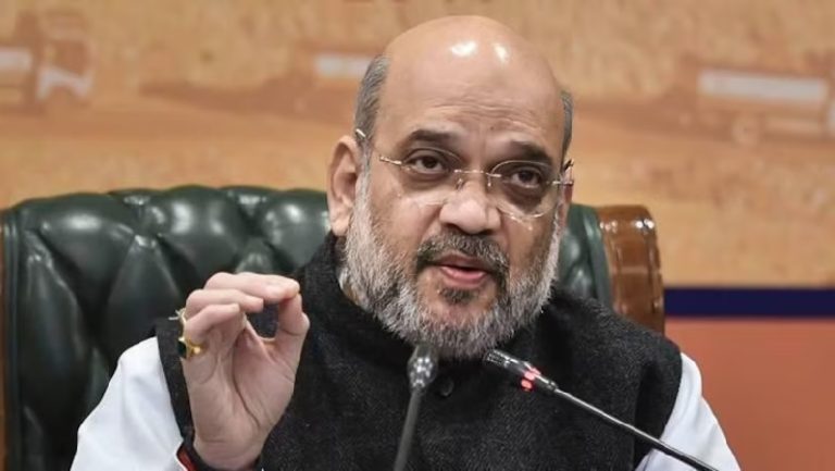 Read more about the article अमित शाह ने पीएम मोदी पर मल्लिकार्जुन खड़गे की टिप्पणी की कड़ी आलोचना की