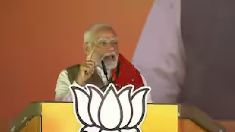Read more about the article जम्मू-कश्मीर के भविष्य के लिए वोट डालने की अपील, पीएम मोदी ने राज्य का दर्जा बहाल करने का किया वादा