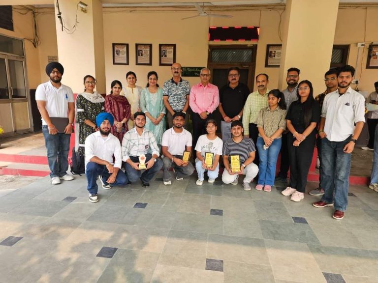 Read more about the article डीएवी कॉलेज जालंधर में गणित विषय पर वाद-विवाद प्रतियोगिता का आयोजन किया गया