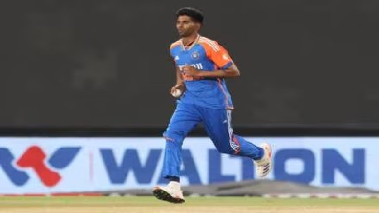 Read more about the article मयंक यादव के टी20 डेब्यू में गति की कमी,आकाश चोपड़ा ने बताई संभावित वजहें