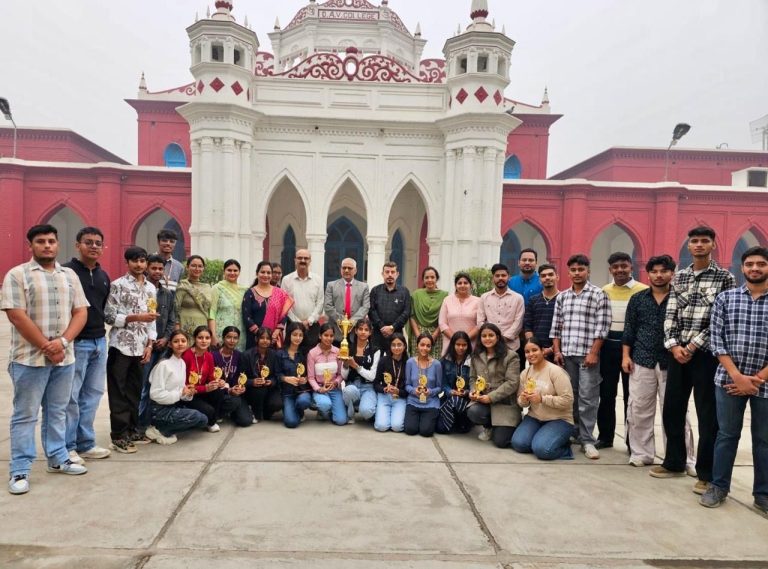 Read more about the article डीएवी कॉलेजिएट स्कूल जालंधर ने केएमवी करिज़्मा इंटरस्कूल प्रतियोगिता में ओवरऑल रनरअप ट्रॉफी जीती