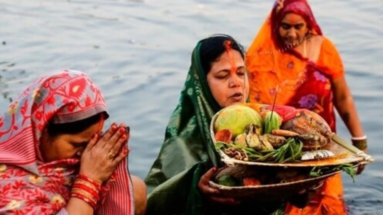 Read more about the article नहाय-खाय से उषा अर्घ्य तक छठ पूजा 2024 का महापर्व, जानिए चार दिनों की खास परंपराएं और महत्व