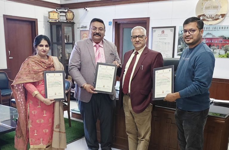 Read more about the article डीएवी कॉलेज जालंधर को चिकित्सा अनुसंधान और जैव सूचना विज्ञान में तीन पेटेंट मिले