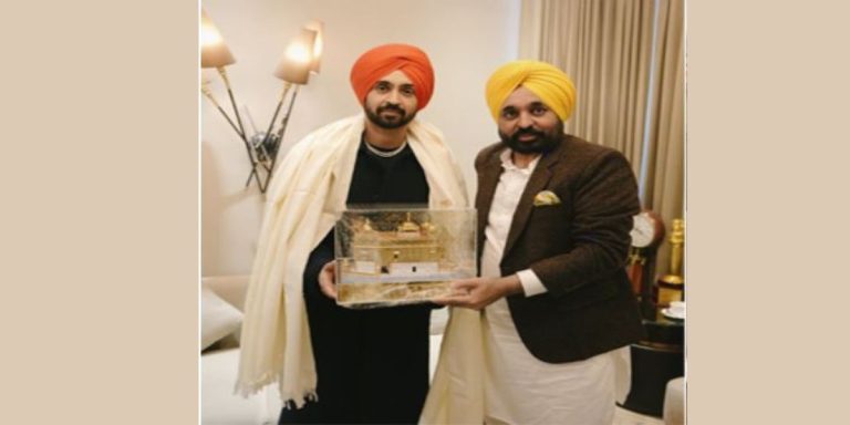 Read more about the article CM Bhagwant Mann से मिले Diljit Dosanjh: पंजाबी संस्कृति का शानदार संगम||