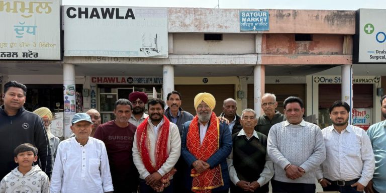 Read more about the article महाशिवरात्रि पर भव्य खीर भंडारा सफलतापूर्वक संपन्न