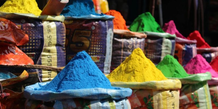 Read more about the article रंगों के पावन पर्व होली की हार्दिक शुभकामनाएं